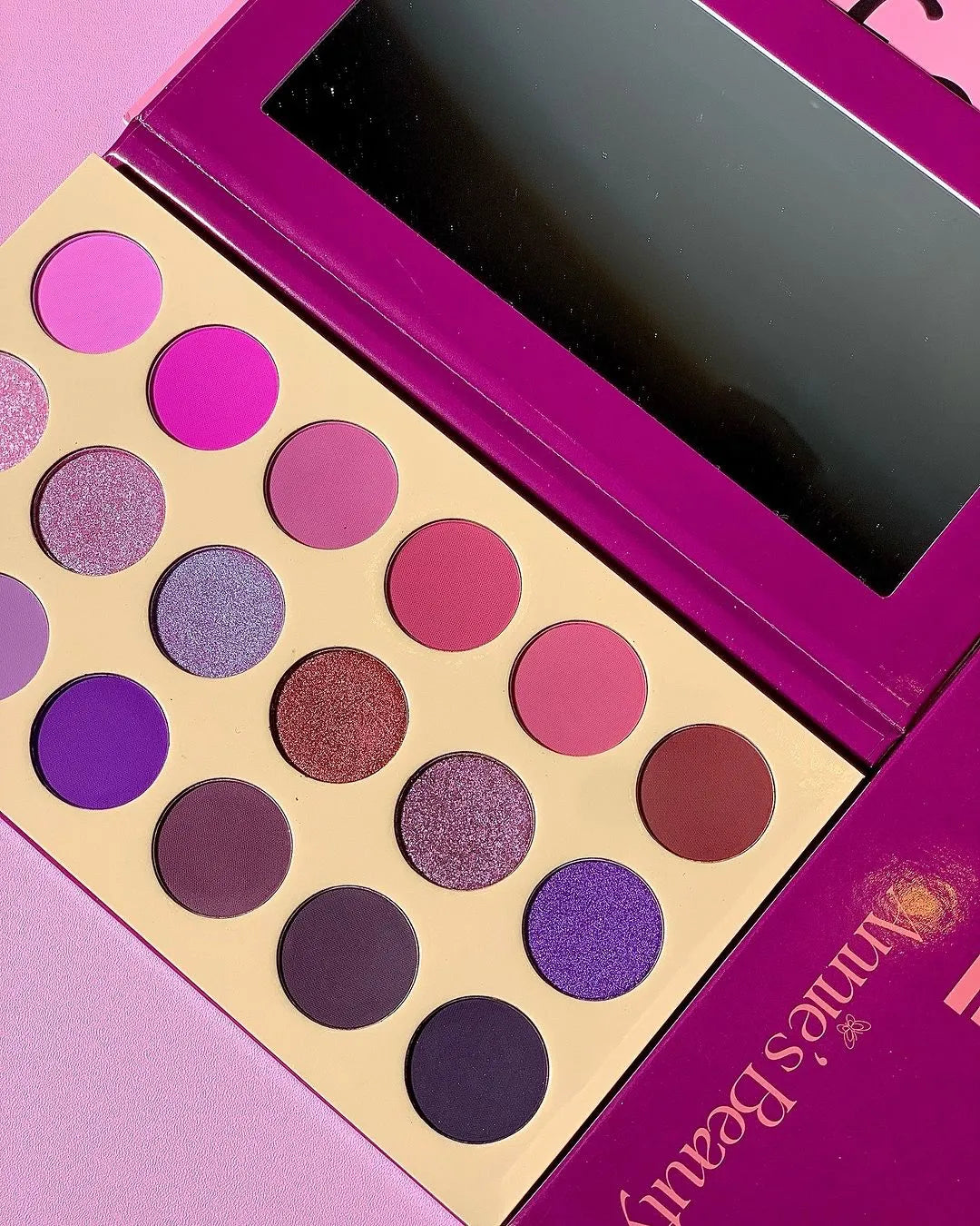 Annie’s Dazzling Eyeshadow Palette