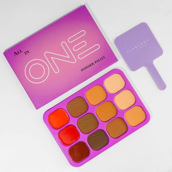 Flawless Ivy All In One Powder Palette